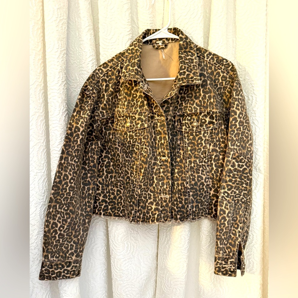 Free People Jacket Womens Brown Cheetah Print Crop Raw Hem Denim Sz S